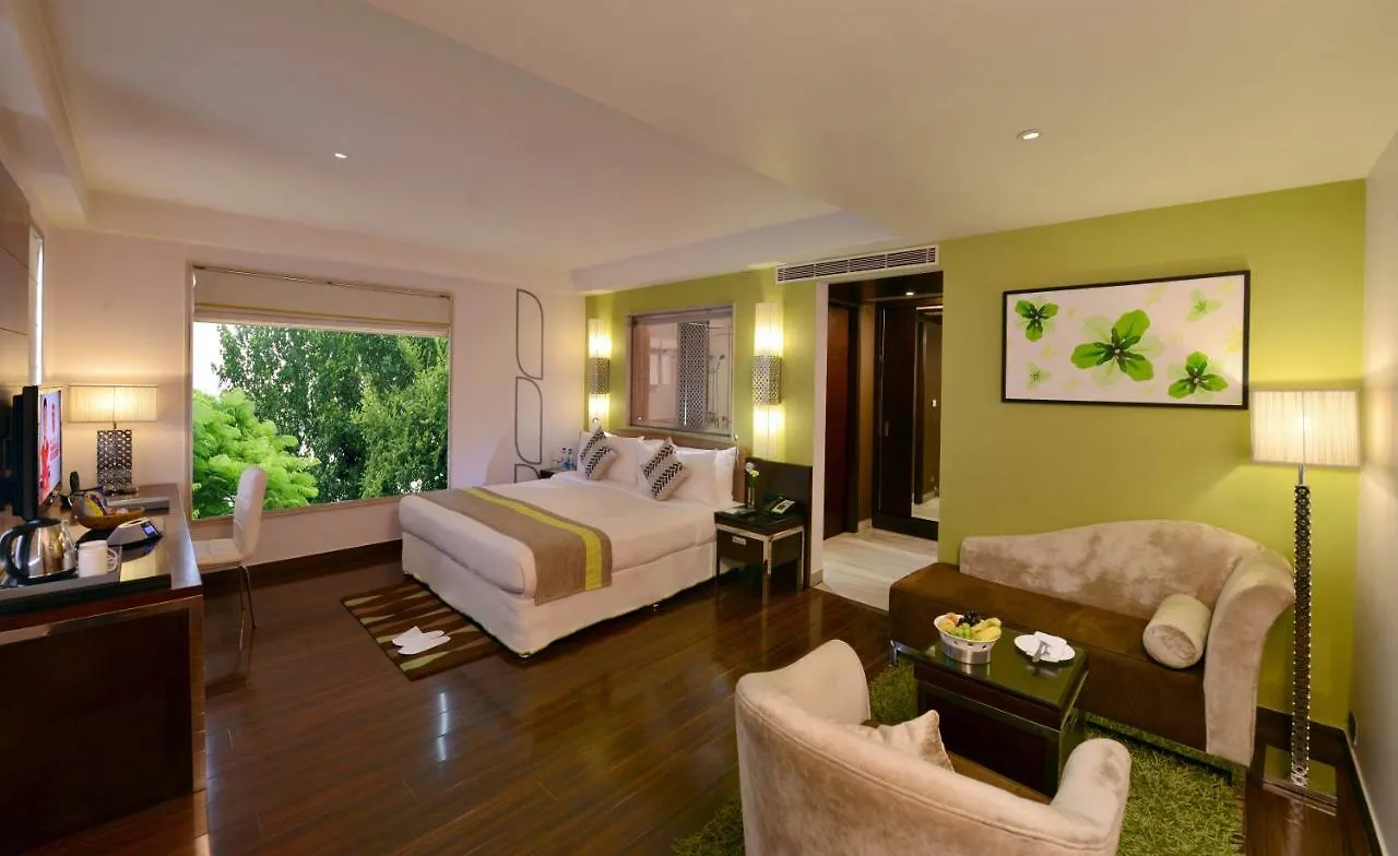 Quality Inn Γκουργκάον 4*,